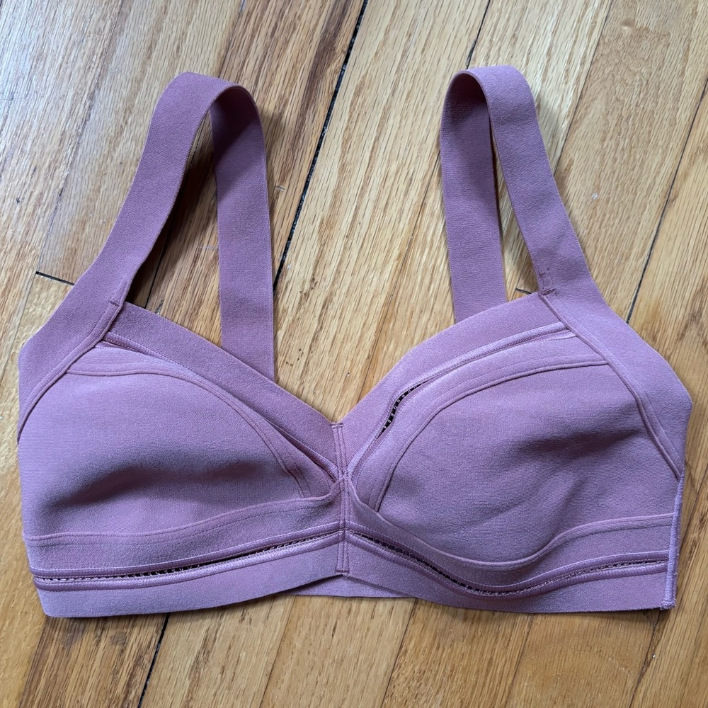NWT Victoria’s Secret Bra Size Small Rose Pink Colored Wireless Comfort